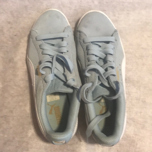 Blue suede pumas - Picture 5 of 6